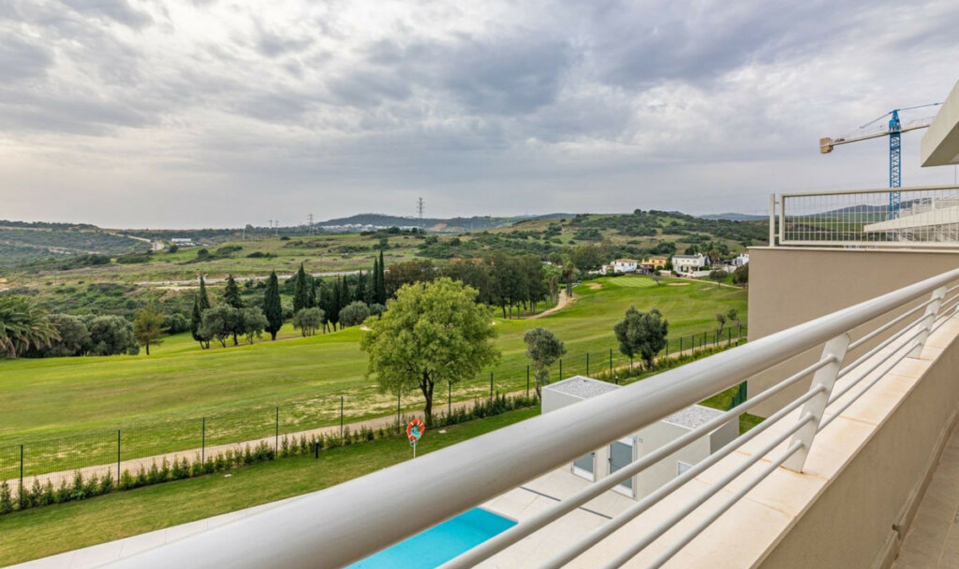 Resale - Apartment -
Estepona