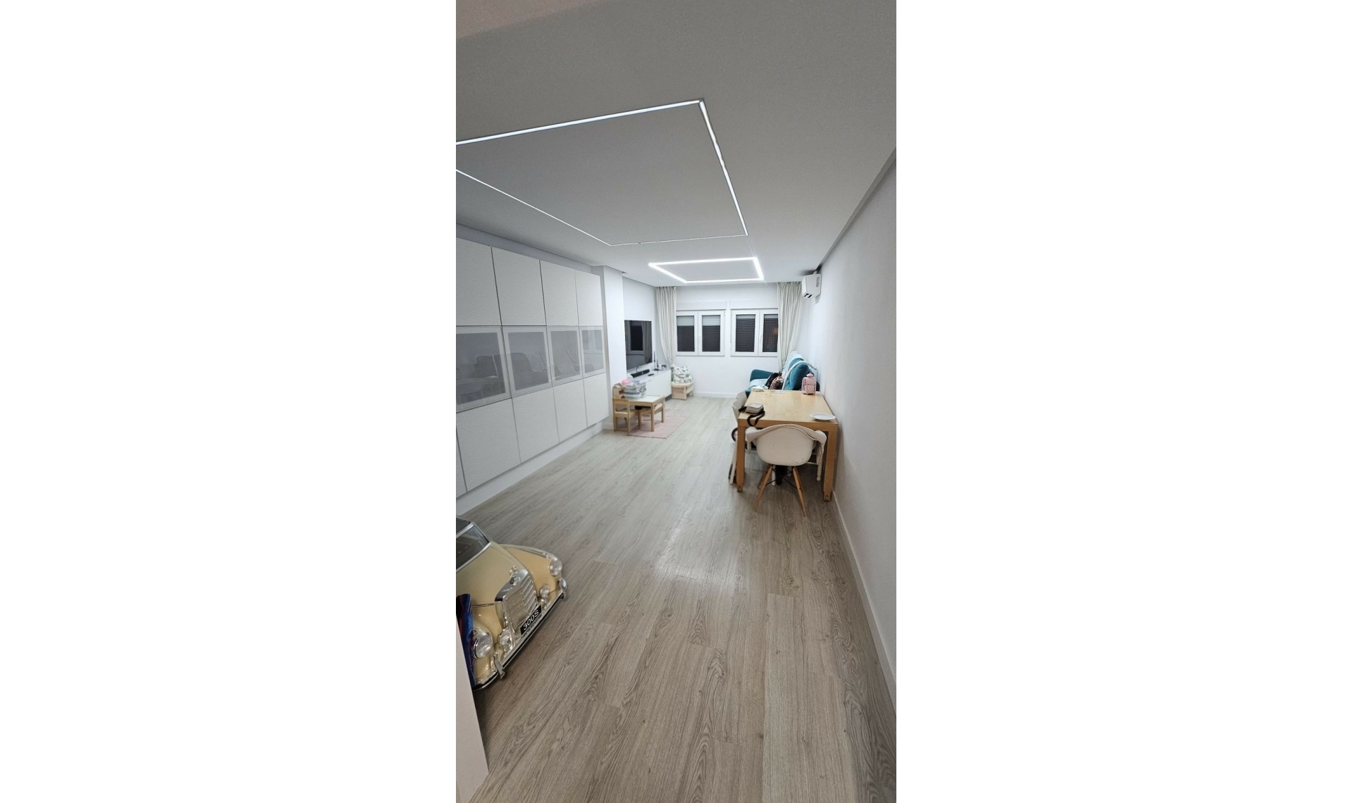 Resale - Apartment -
Estepona