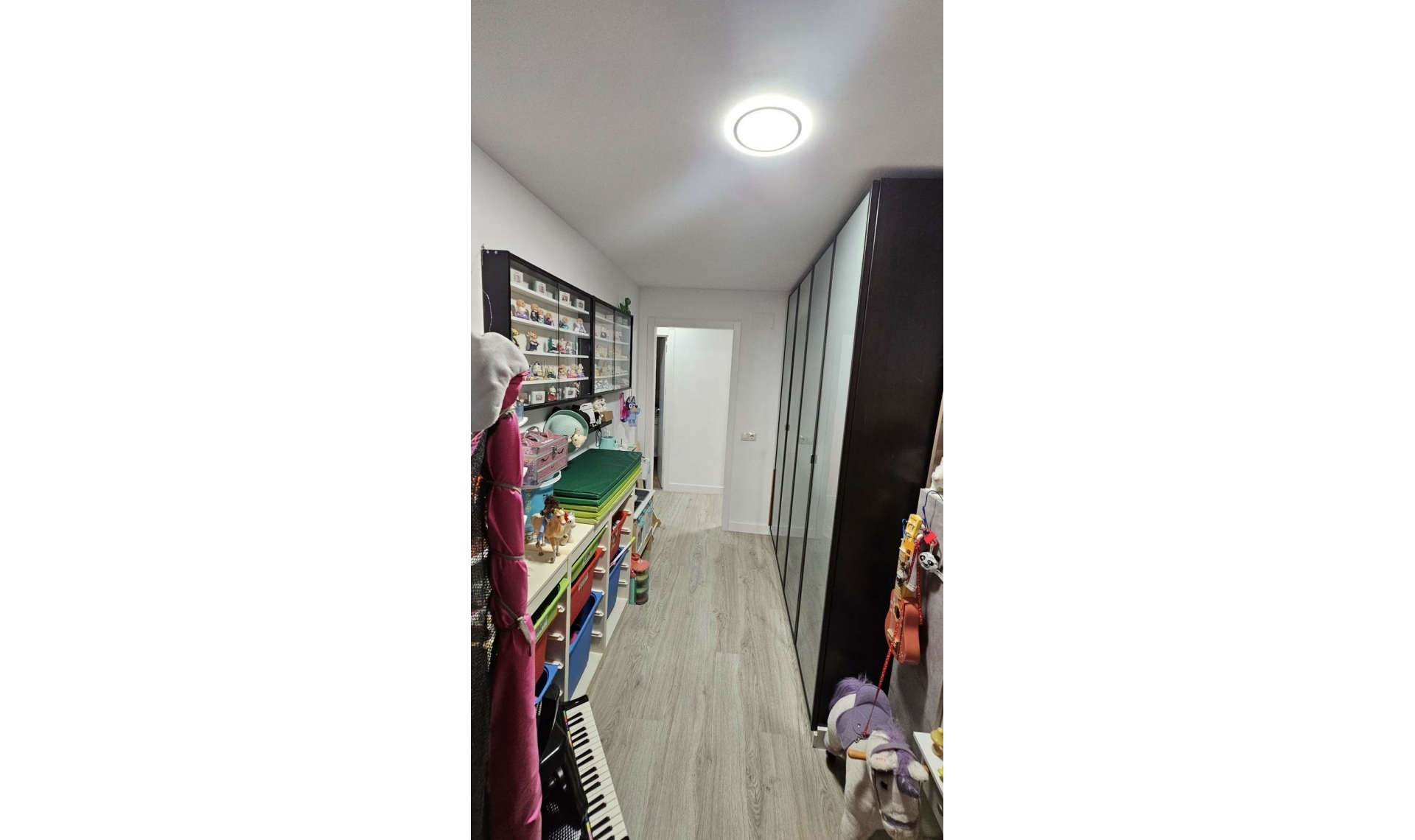 Resale - Apartment -
Estepona