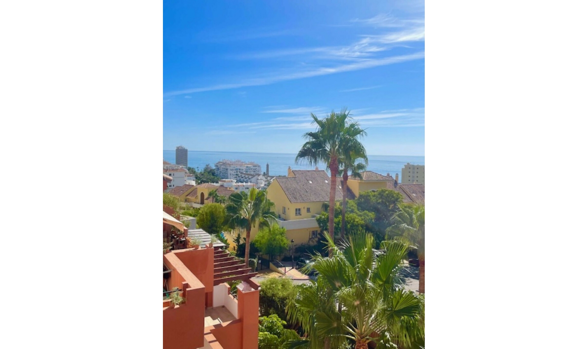 Resale - Apartment -
Estepona
