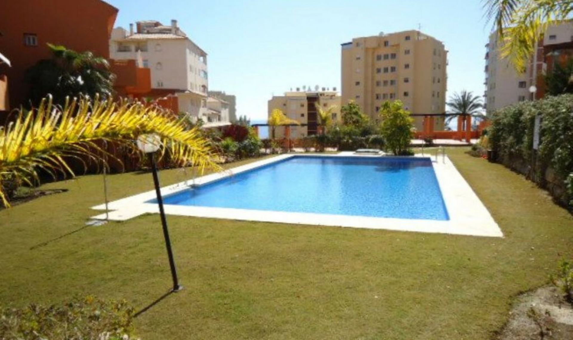 Resale - Apartment -
Estepona