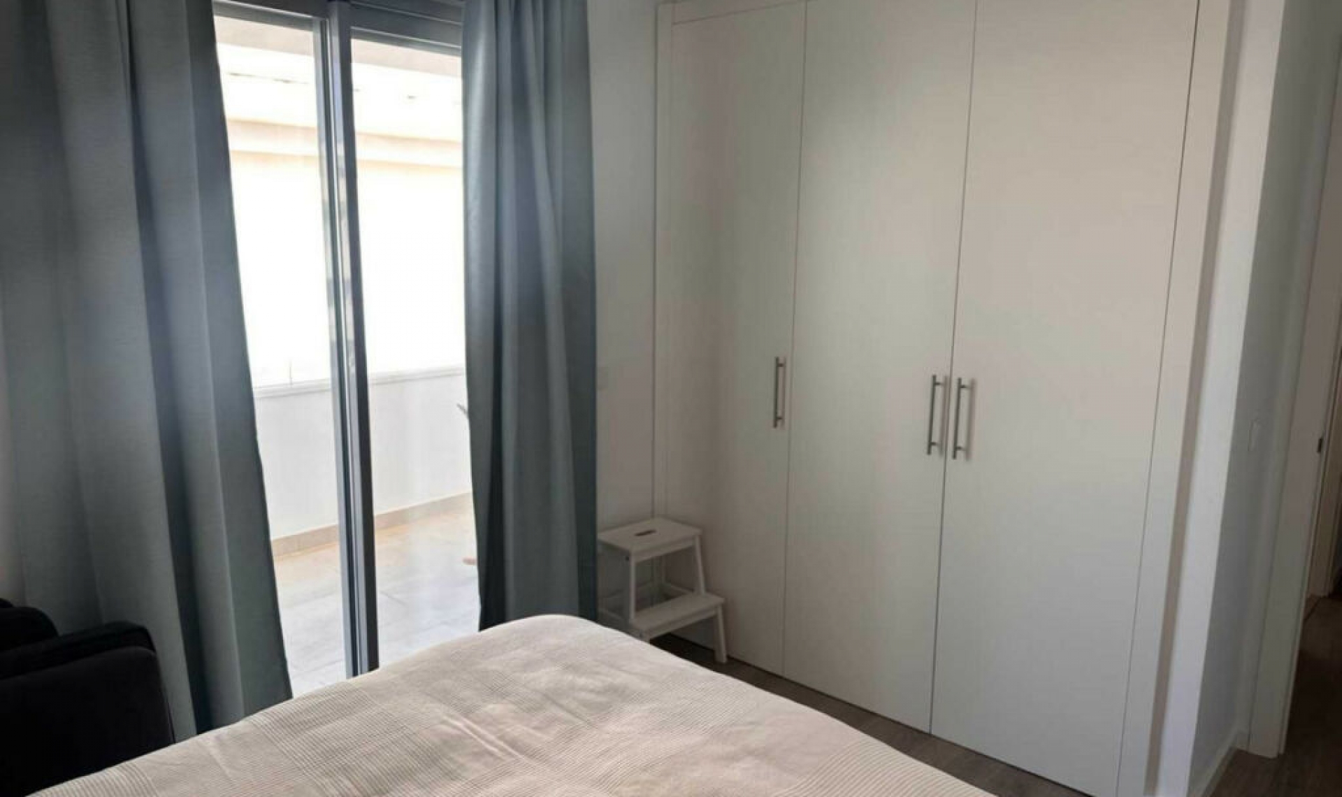 Resale - Apartment -
Estepona
