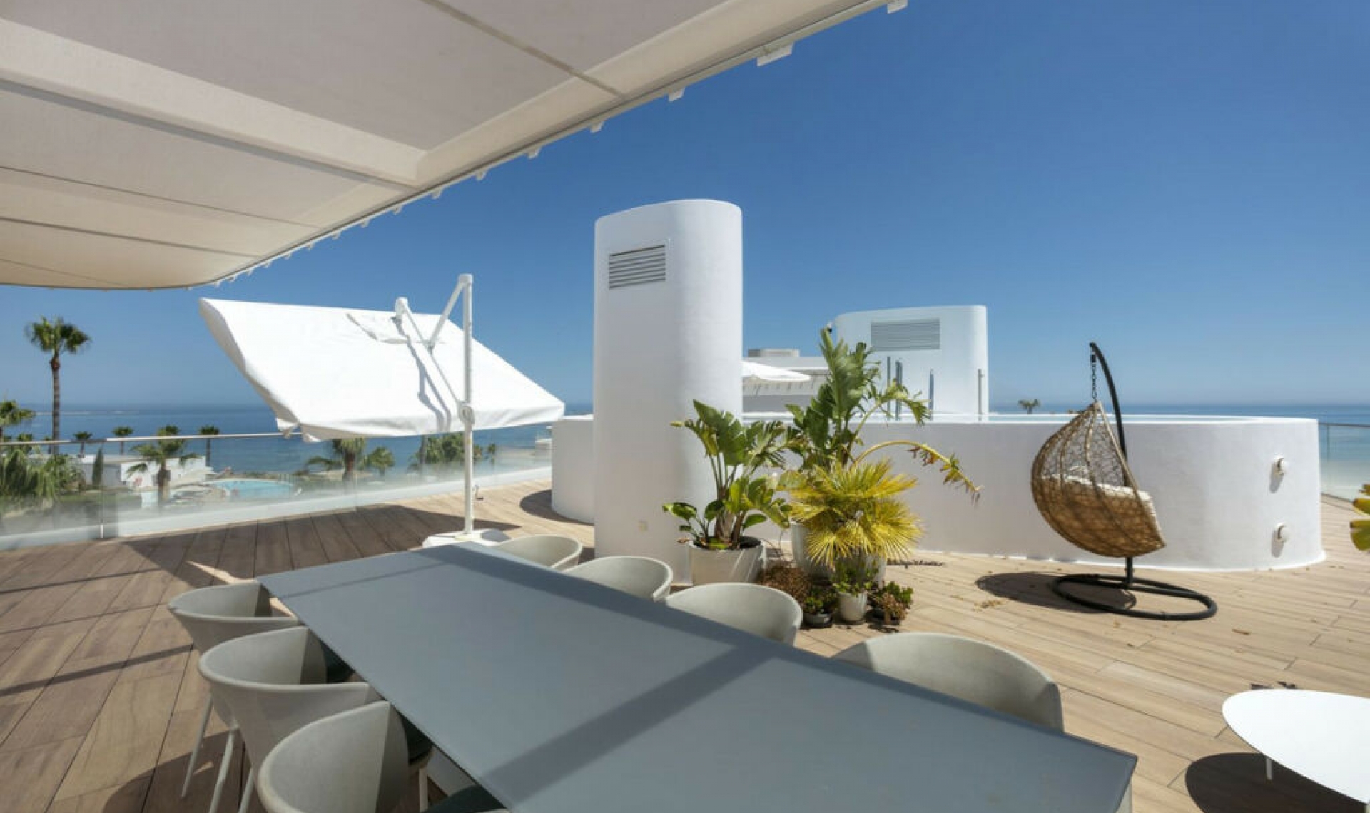 Resale - Apartment -
Estepona