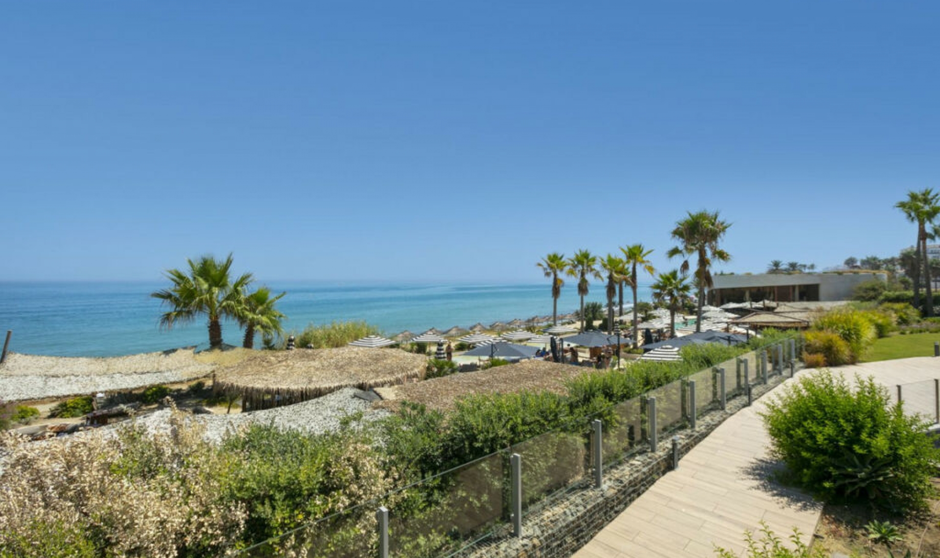 Resale - Apartment -
Estepona