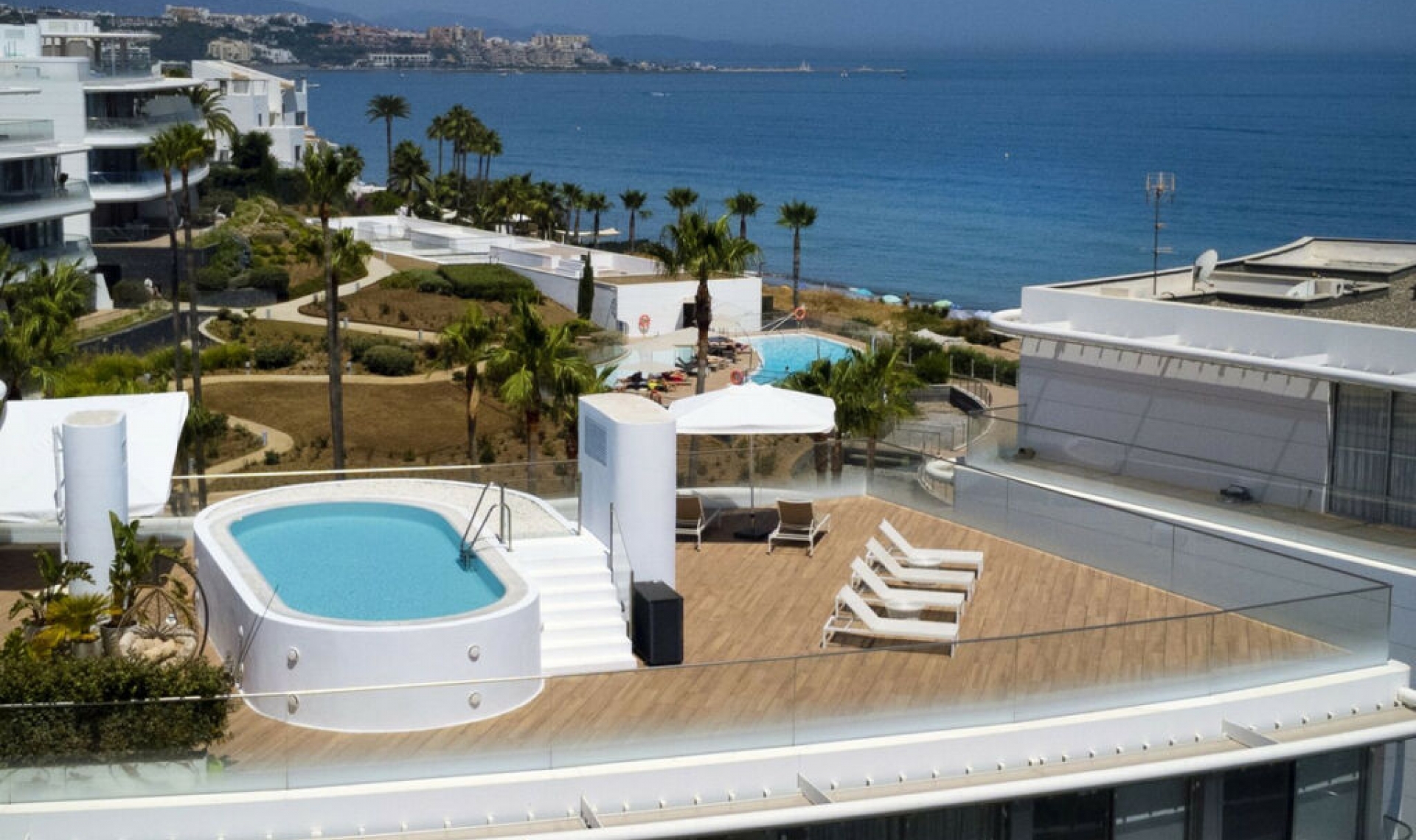 Resale - Apartment -
Estepona