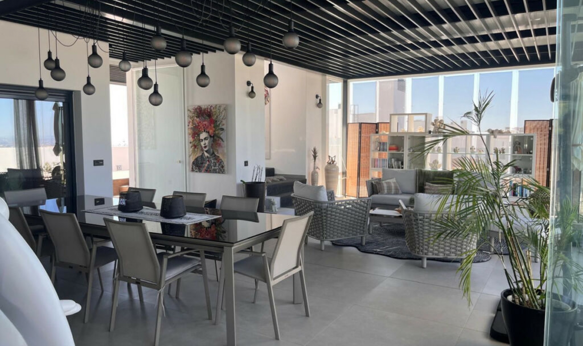 Resale - Apartment -
Estepona