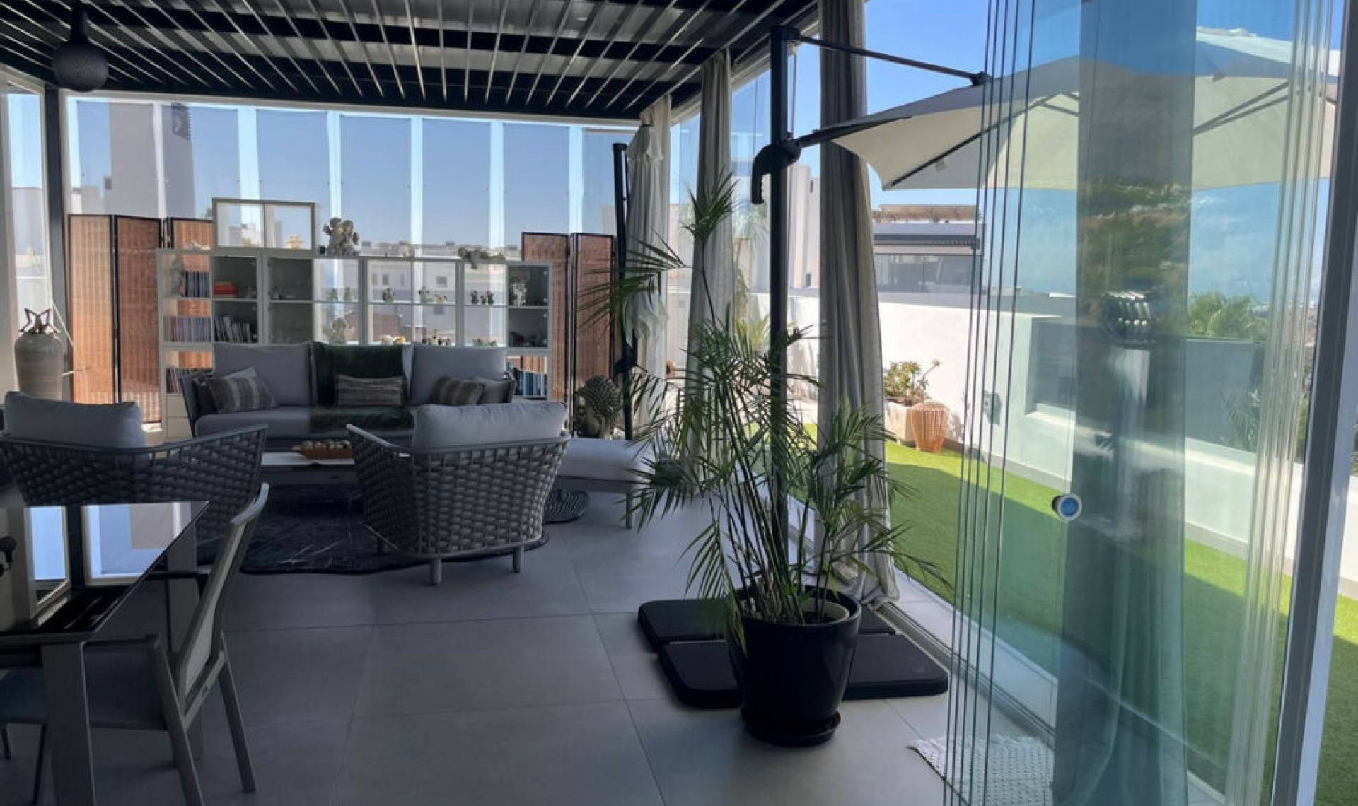 Resale - Apartment -
Estepona