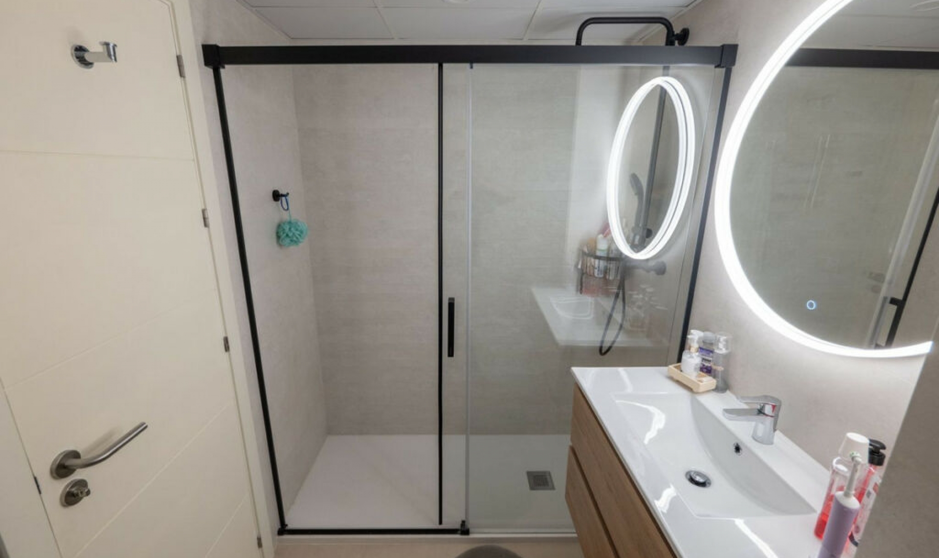 Resale - Apartment -
Estepona