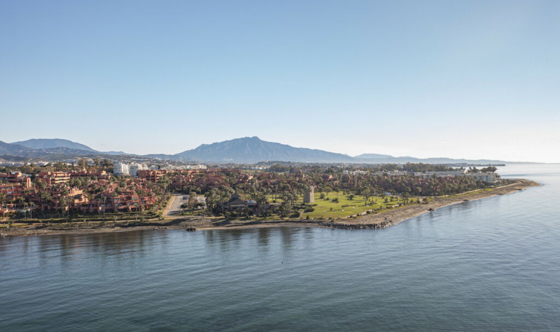 Resale - Apartment -
Estepona