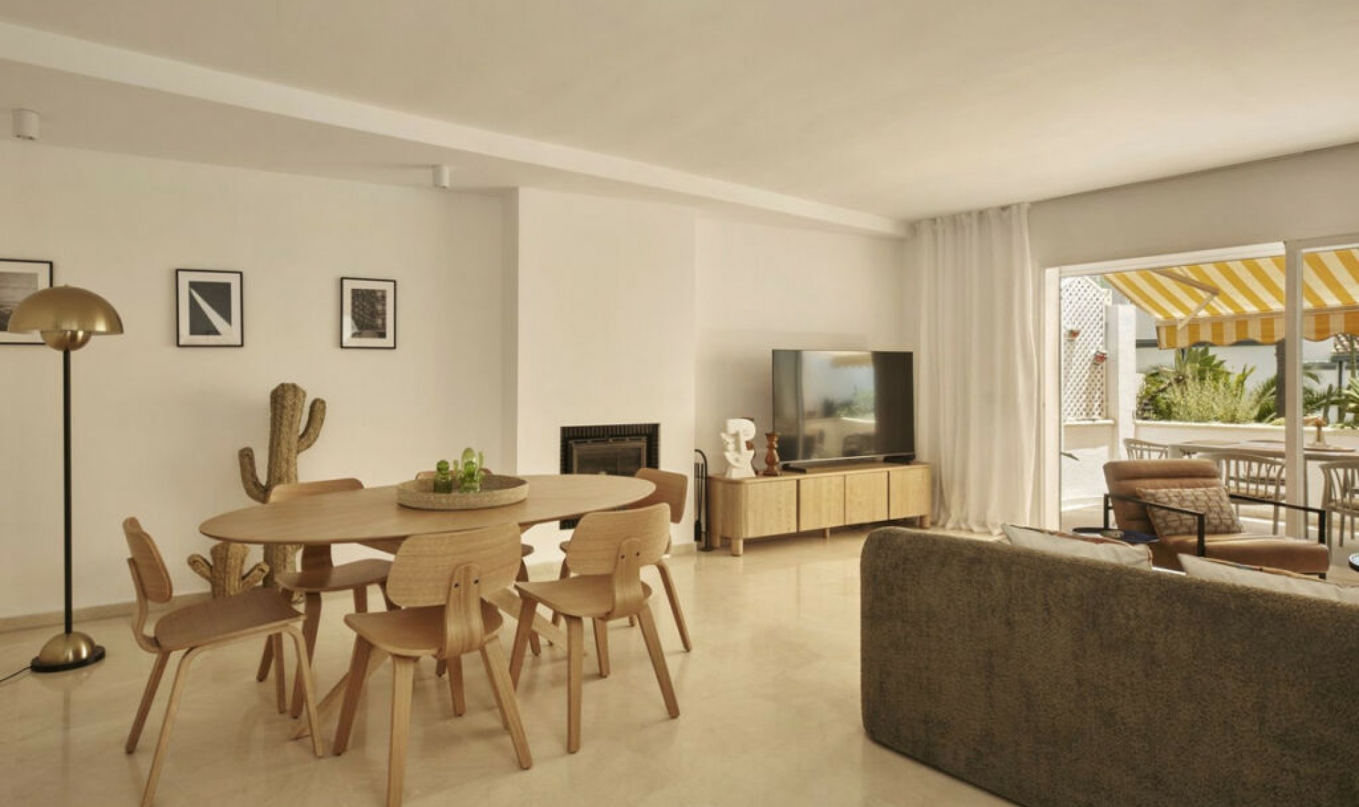 Resale - Apartment -
Estepona