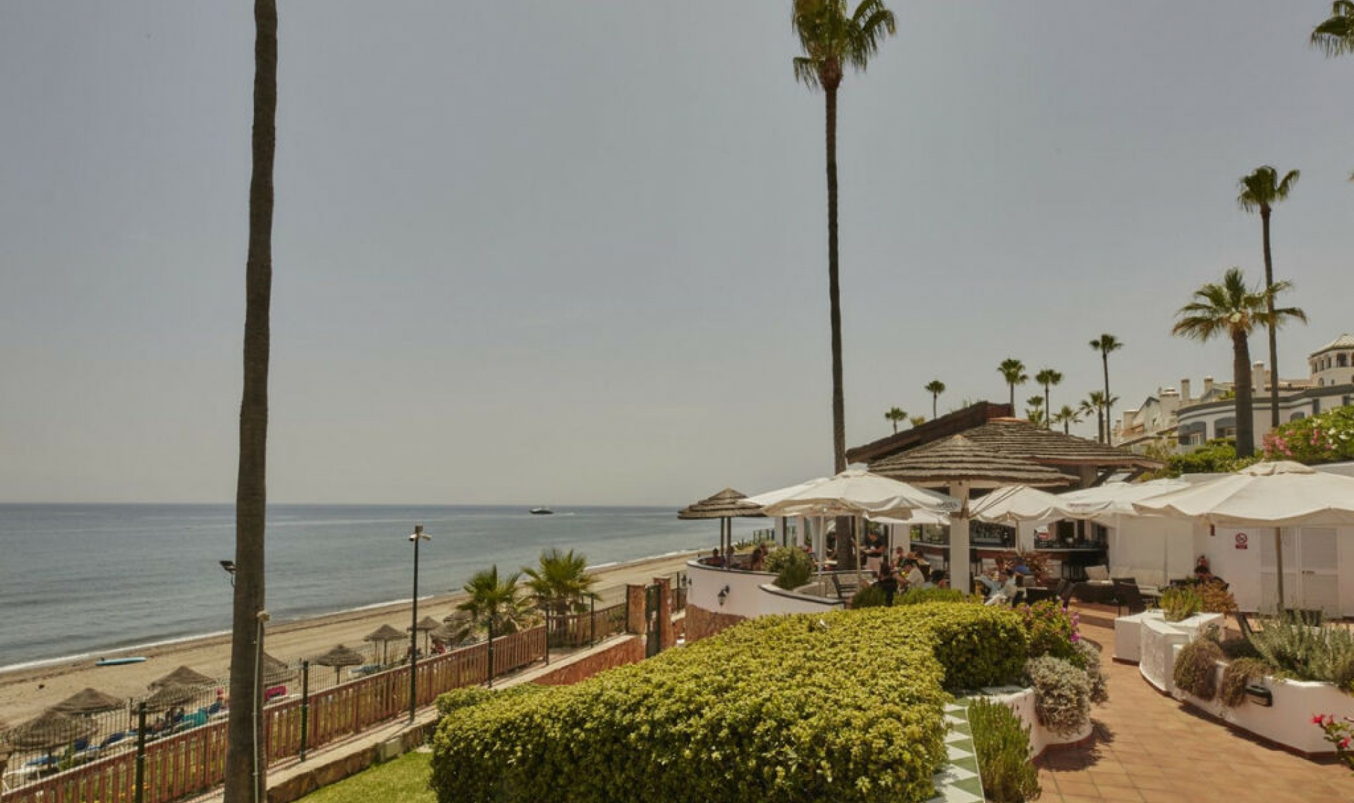 Resale - Apartment -
Estepona