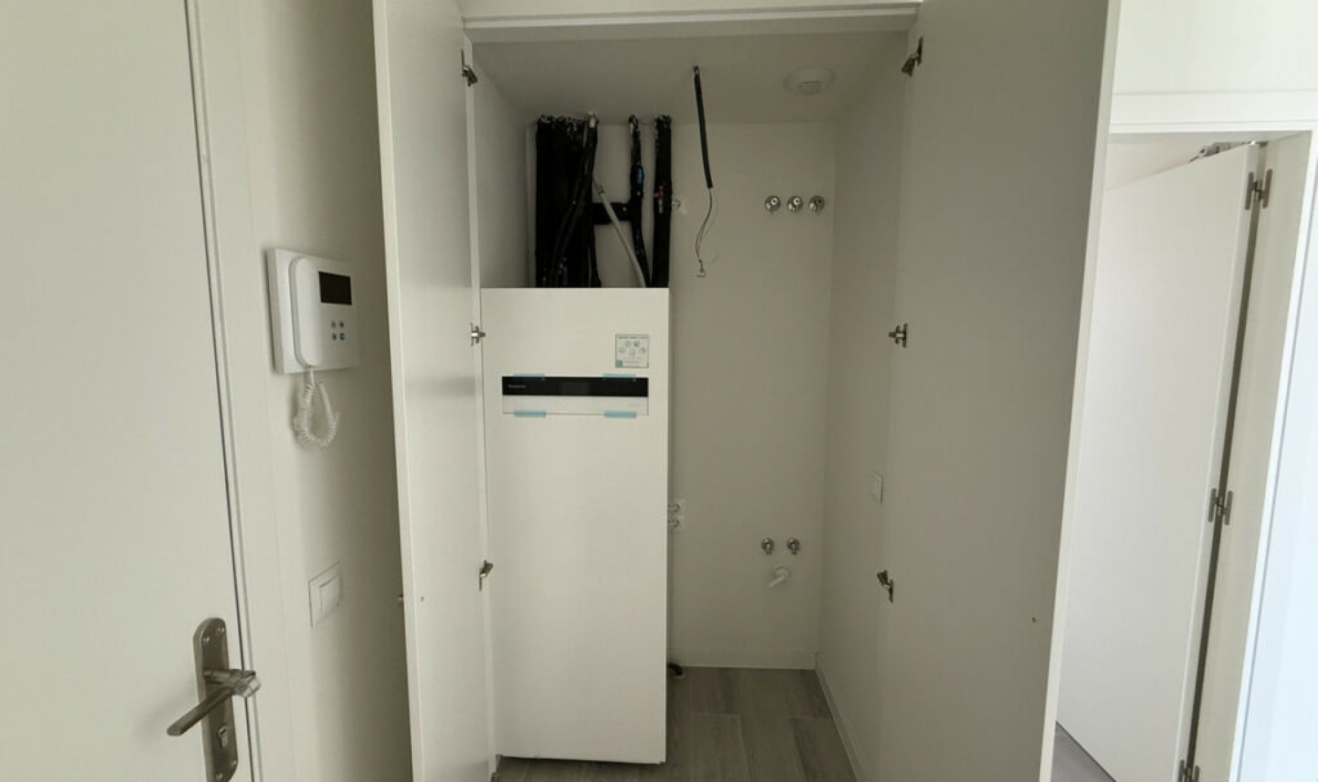 Resale - Apartment -
Estepona