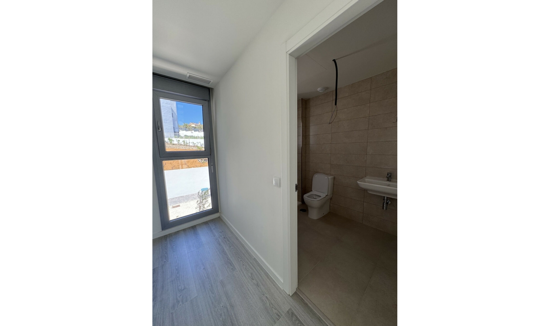 Resale - Apartment -
Estepona