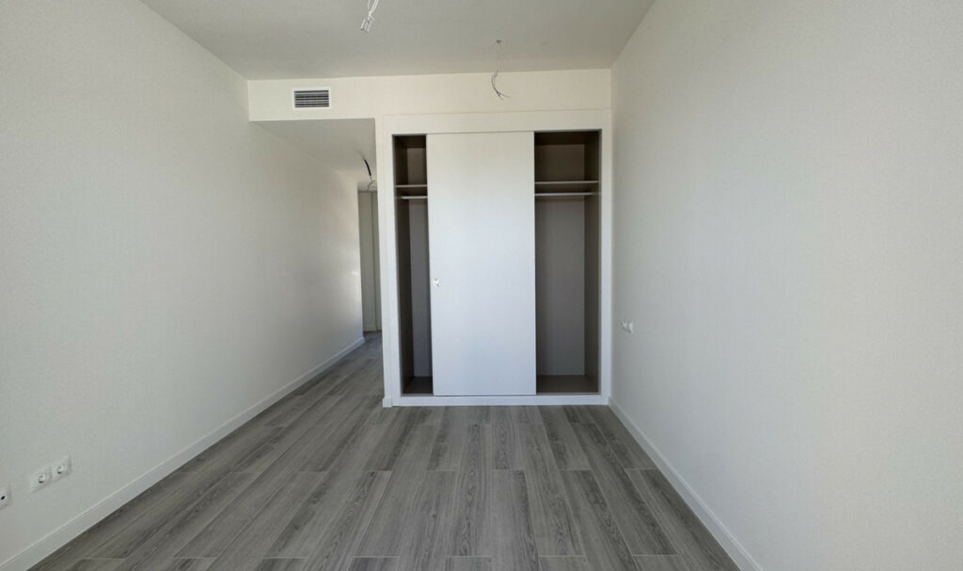 Resale - Apartment -
Estepona