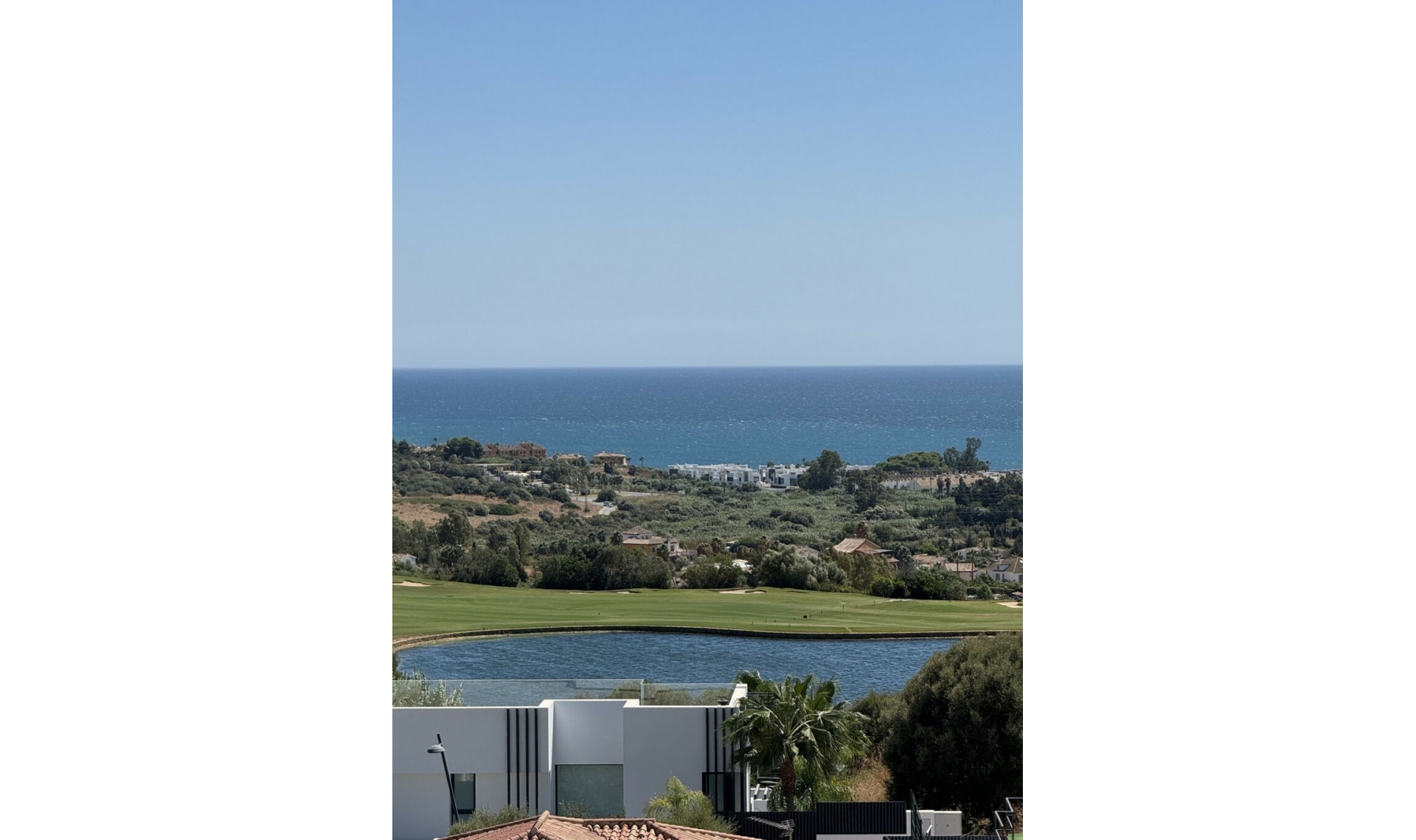 Resale - Apartment -
Estepona