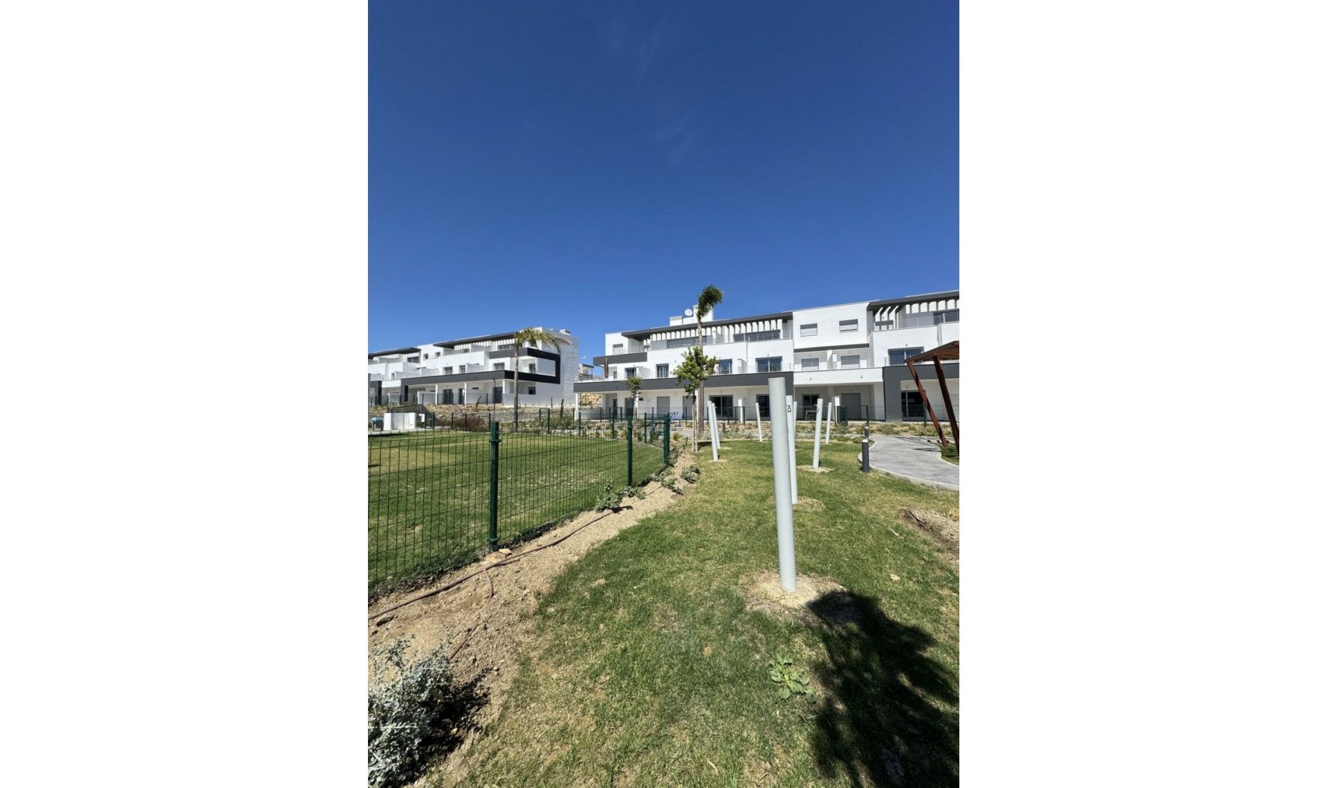 Resale - Apartment -
Estepona