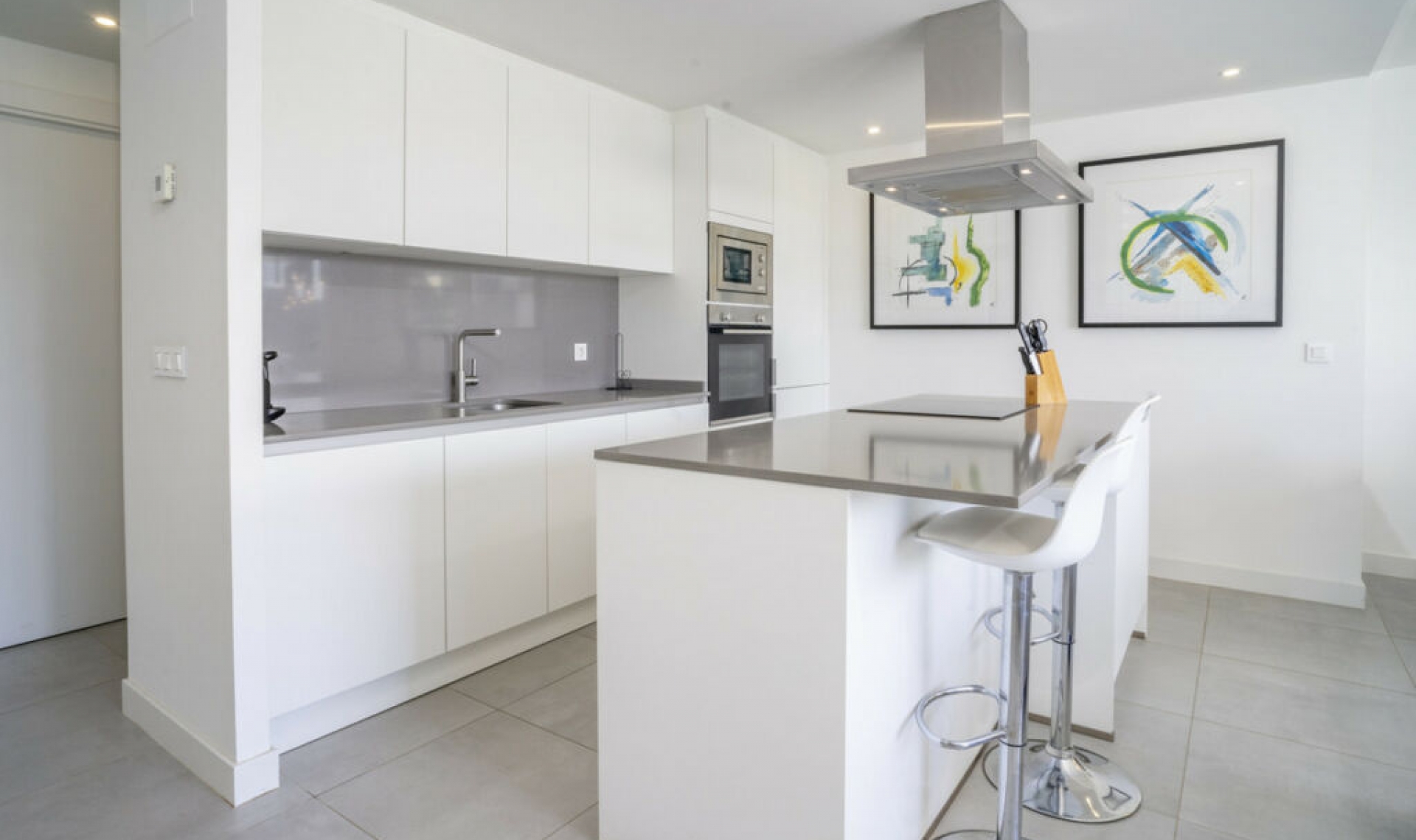 Resale - Apartment -
Estepona