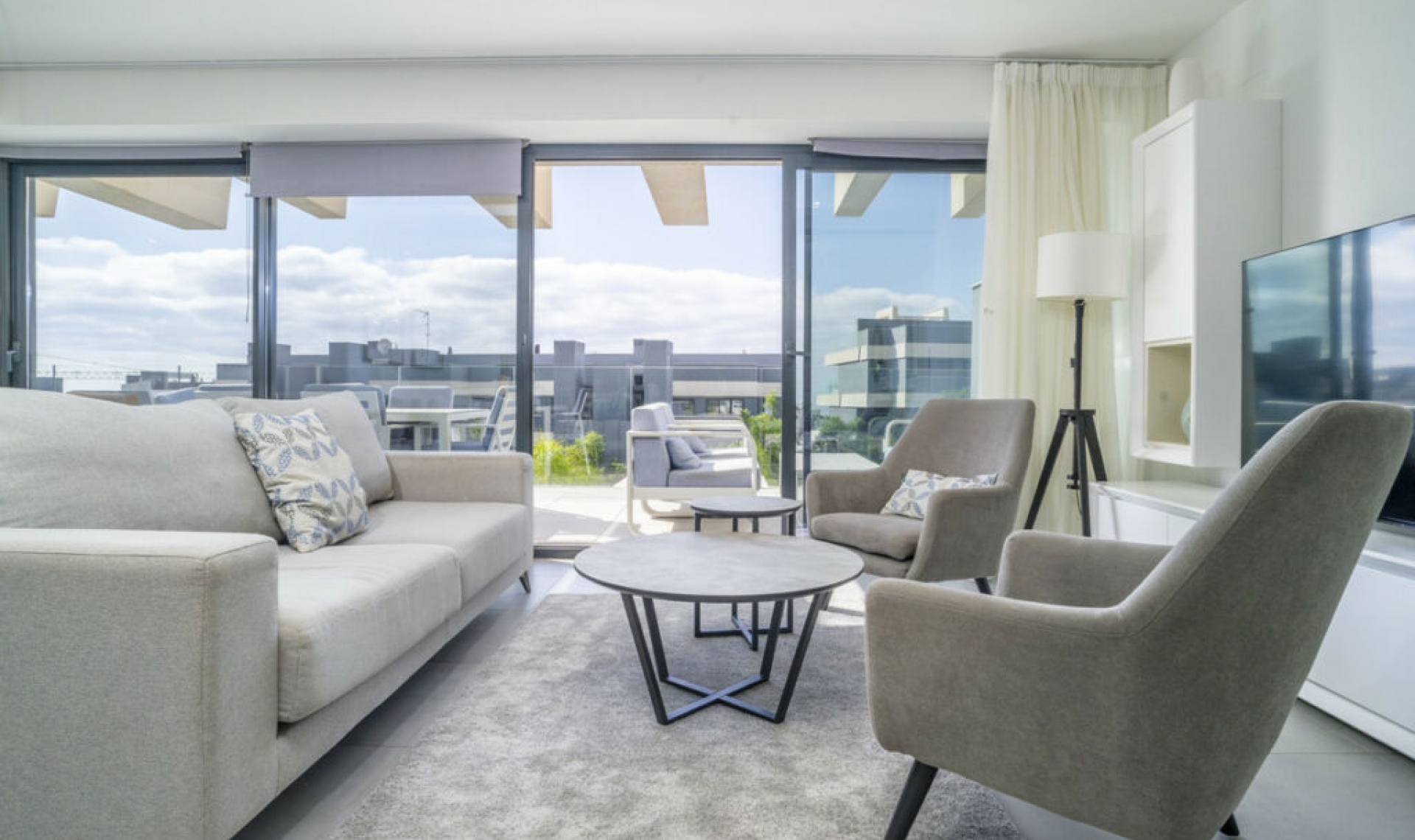 Resale - Apartment -
Estepona