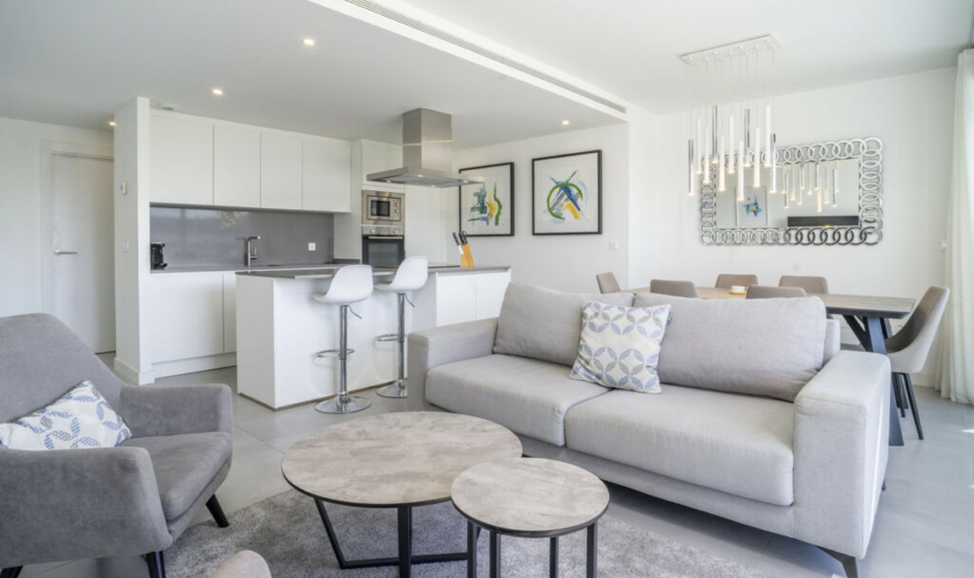 Resale - Apartment -
Estepona