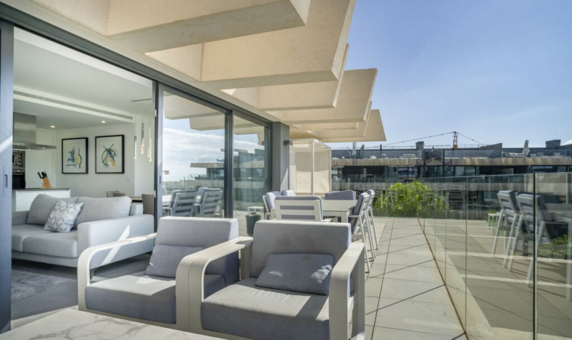 Resale - Apartment -
Estepona