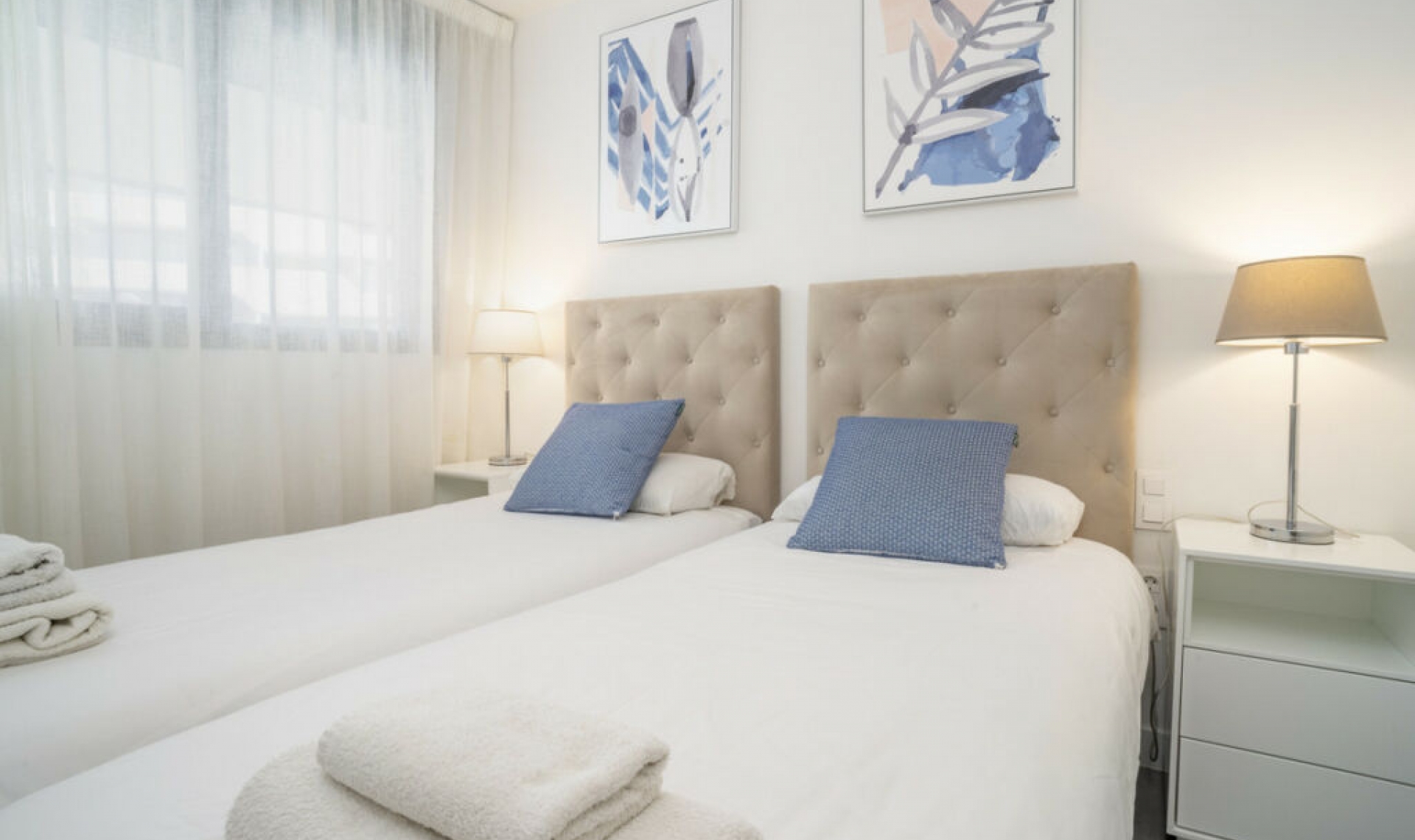 Resale - Apartment -
Estepona