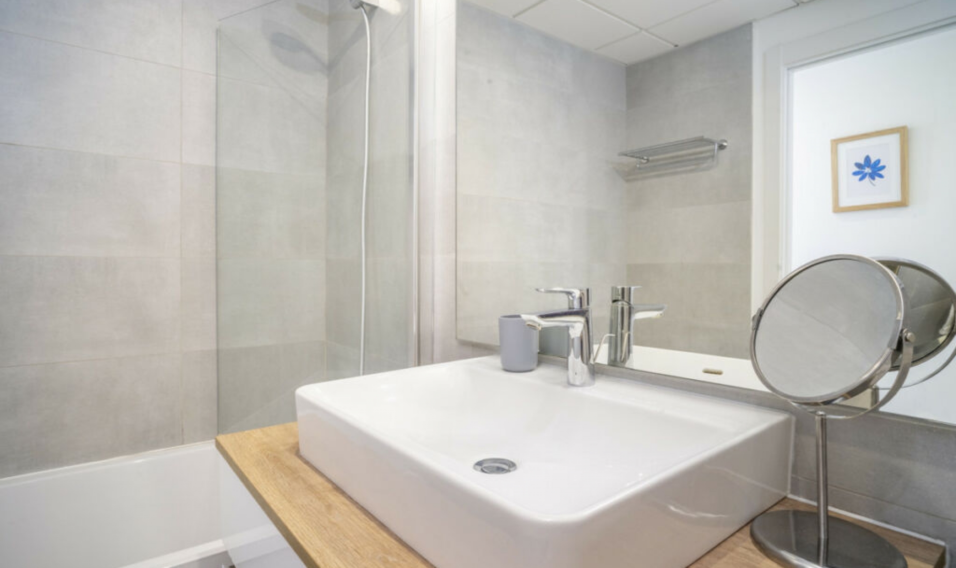 Resale - Apartment -
Estepona