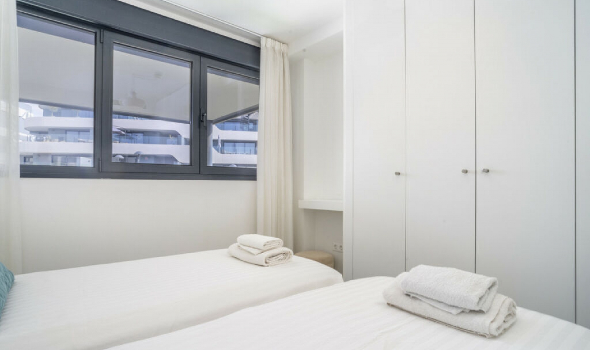 Resale - Apartment -
Estepona