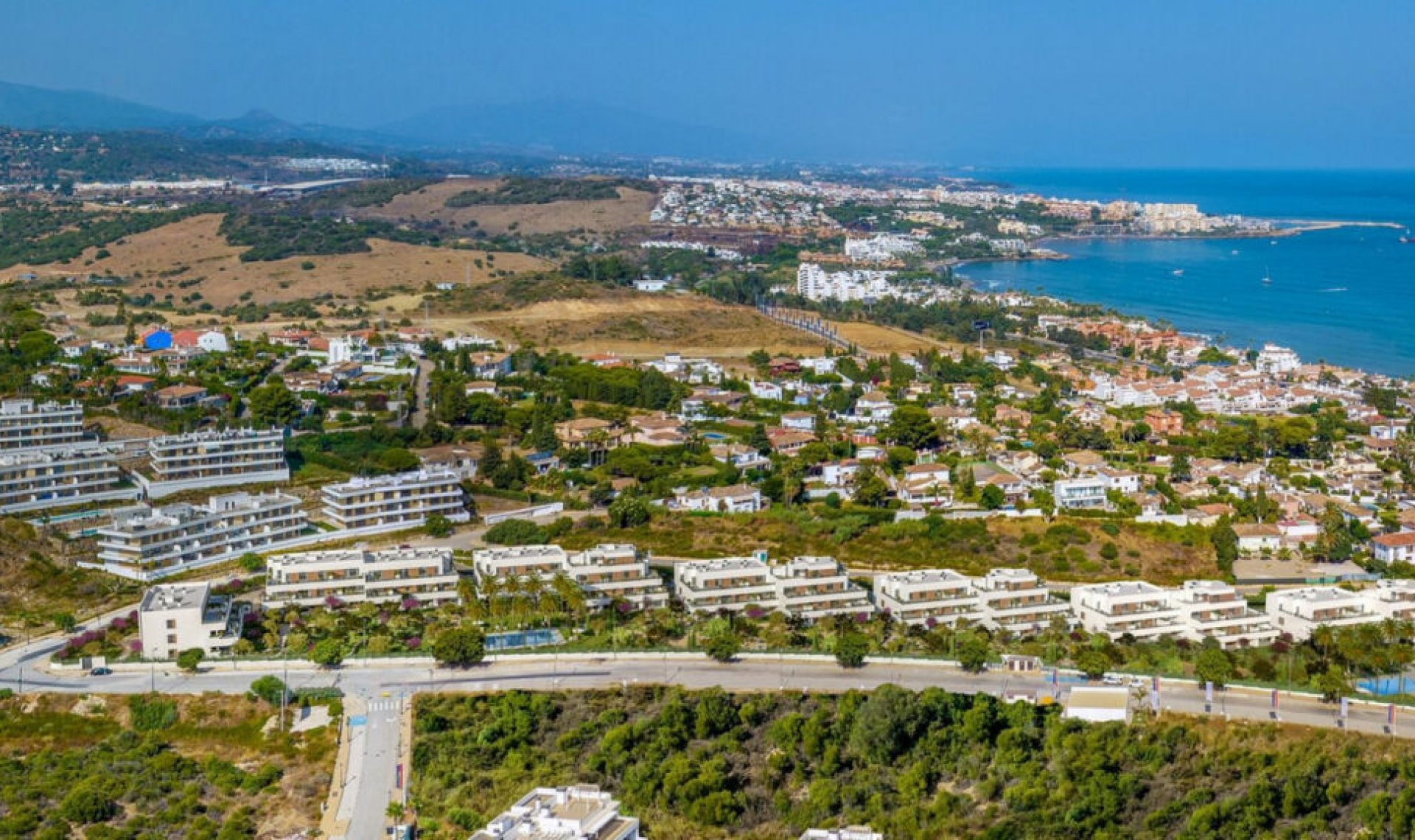 Resale - Apartment -
Estepona