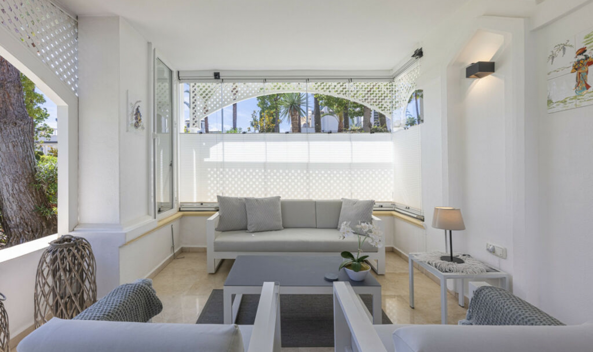 Resale - Apartment -
Estepona