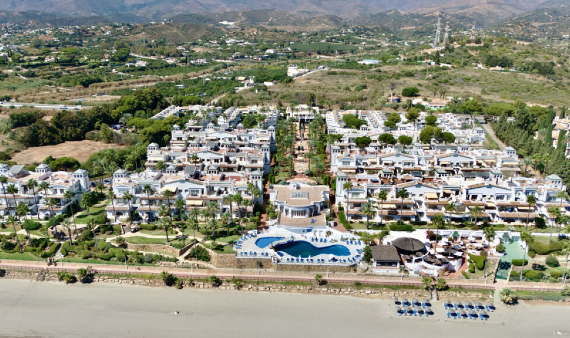 Resale - Apartment -
Estepona