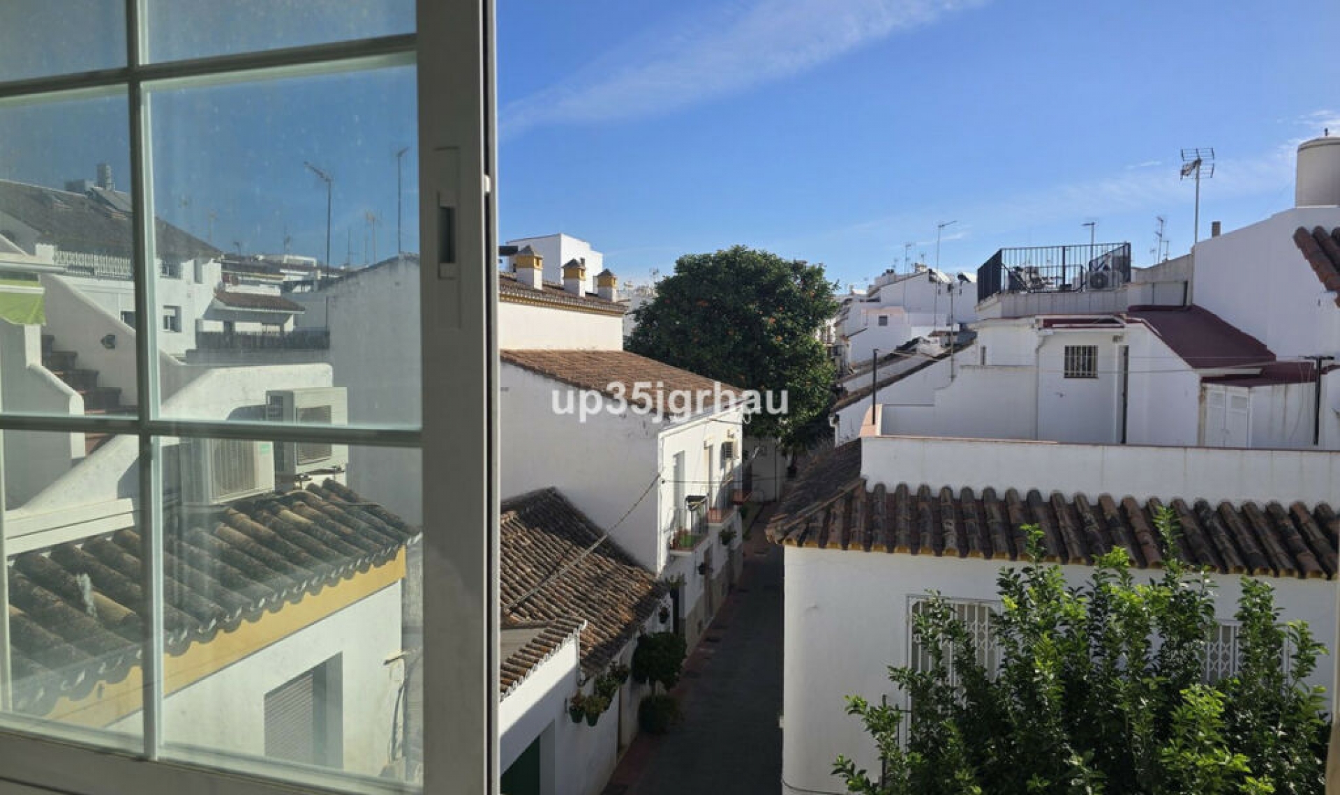 Resale - Apartment -
Estepona