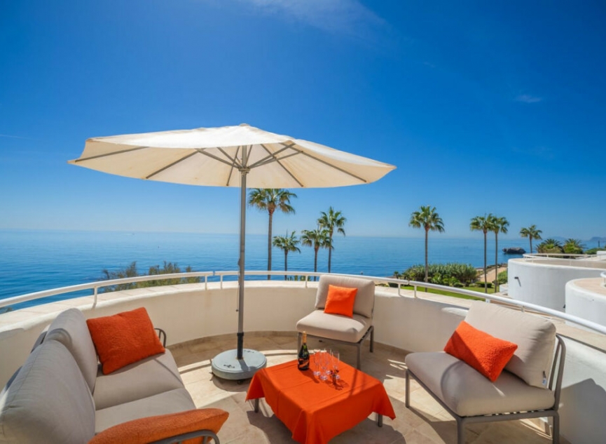 Resale - Apartment -
Estepona