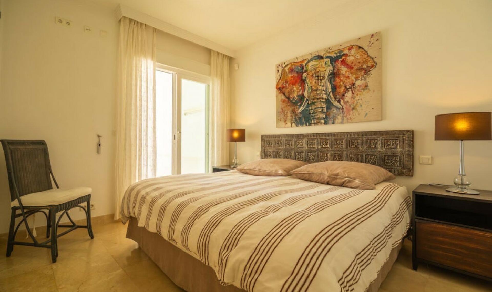 Resale - Apartment -
Estepona