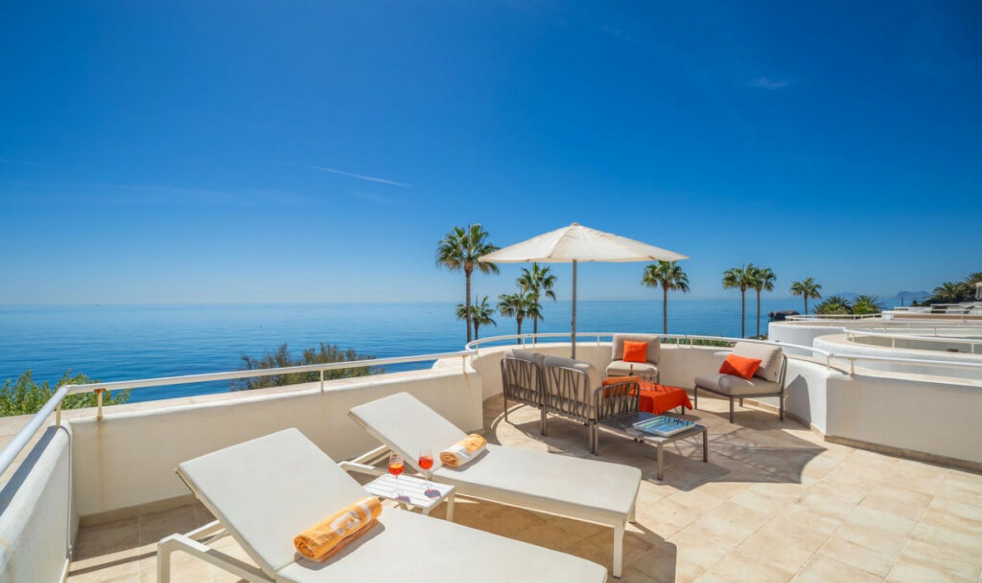 Resale - Apartment -
Estepona