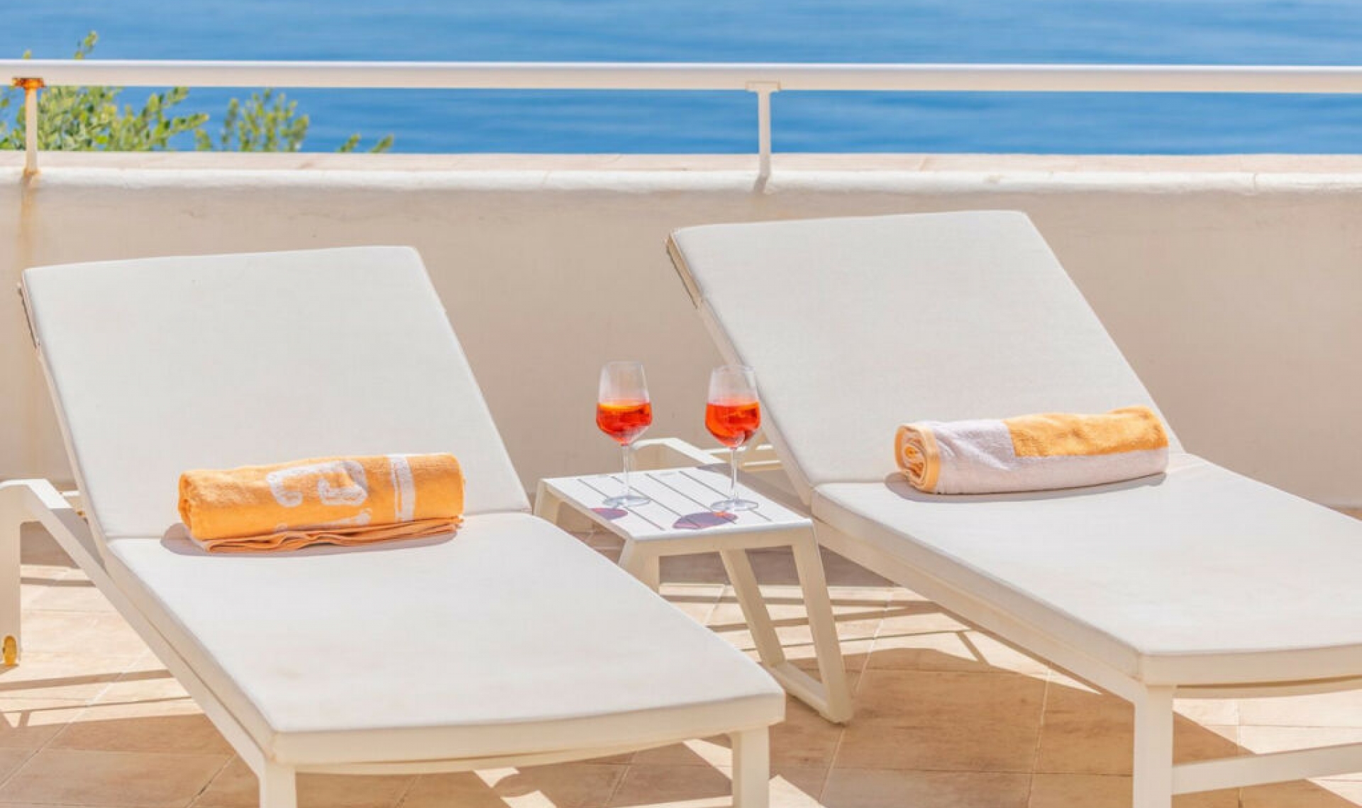 Resale - Apartment -
Estepona