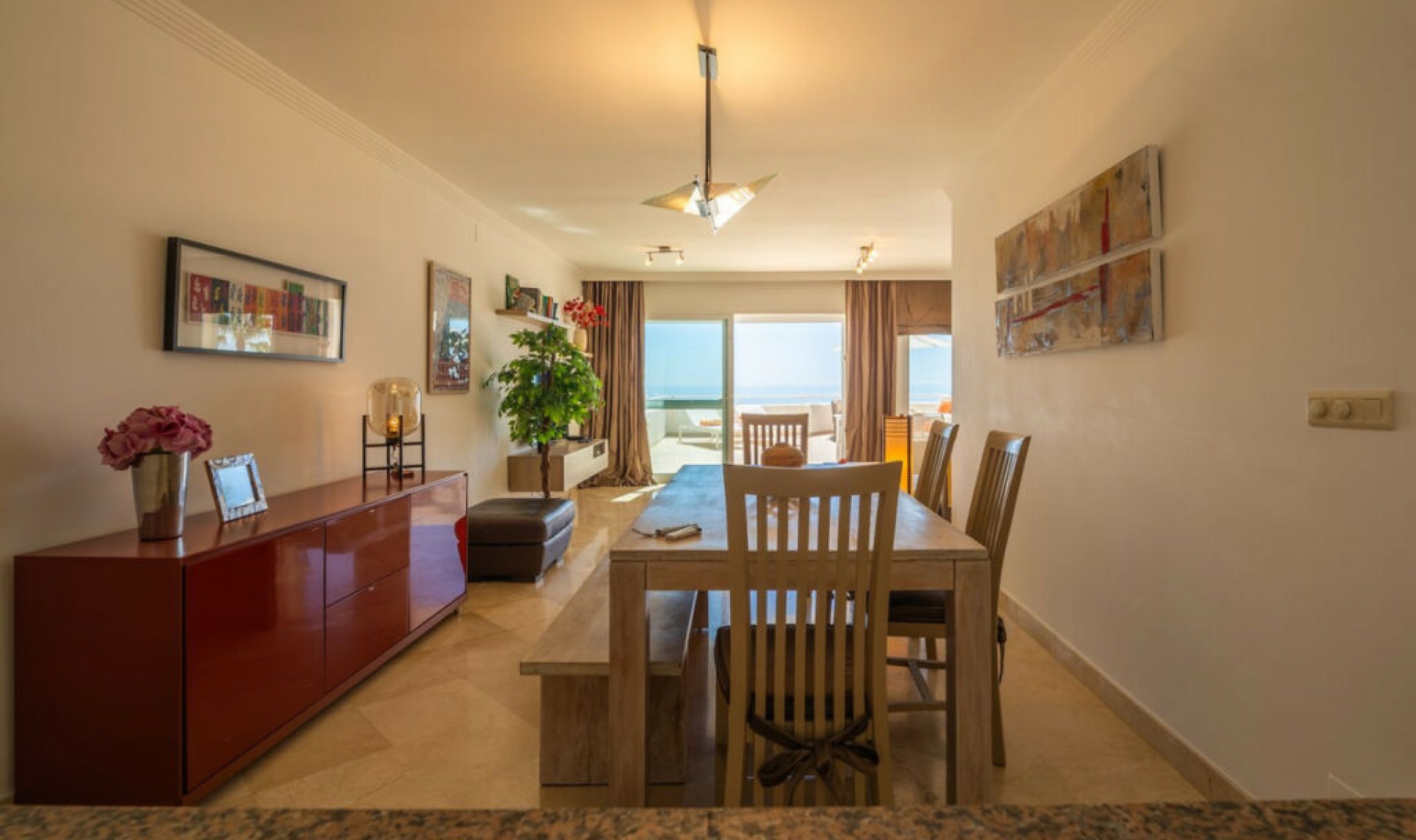 Resale - Apartment -
Estepona