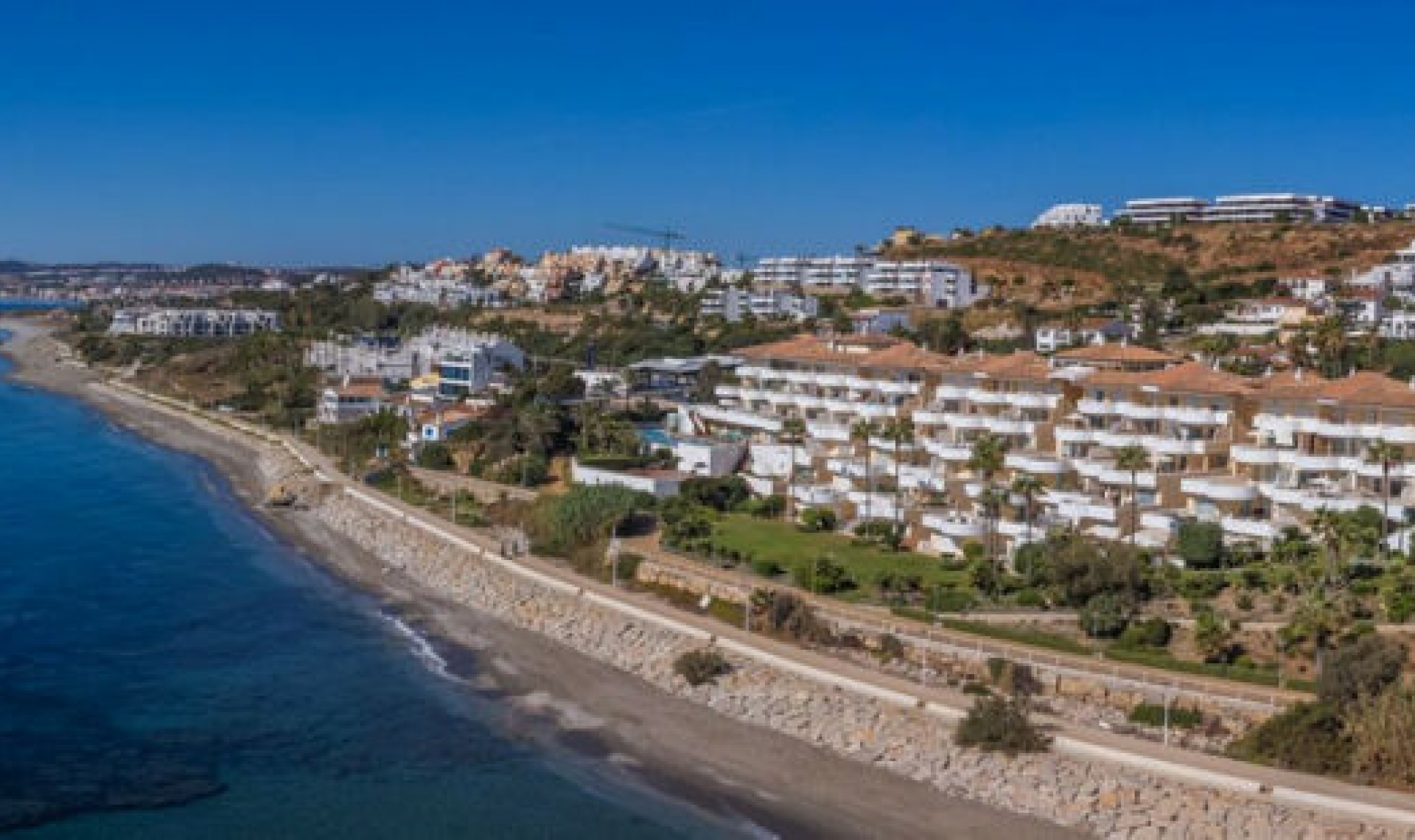 Resale - Apartment -
Estepona