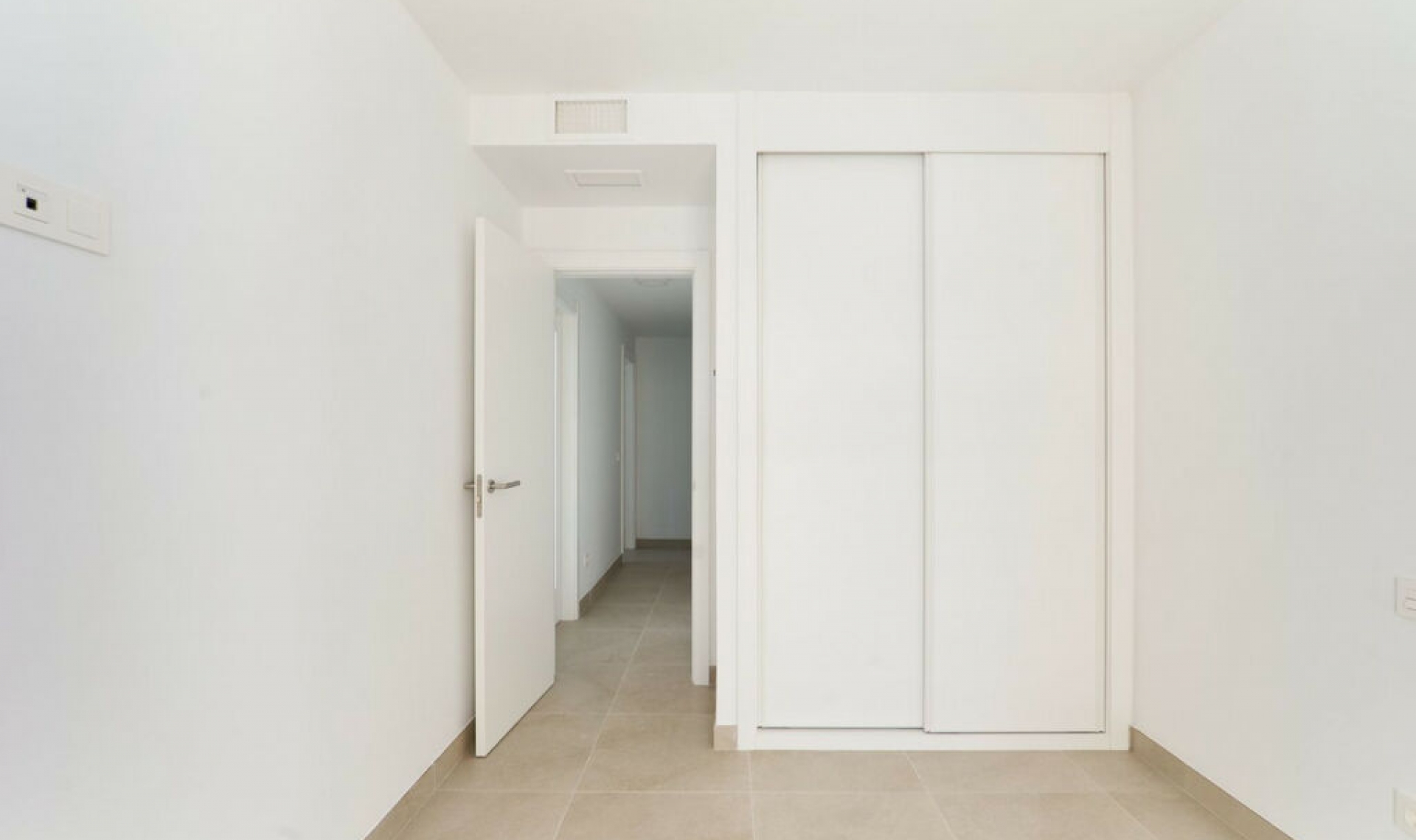 Resale - Apartment -
Estepona