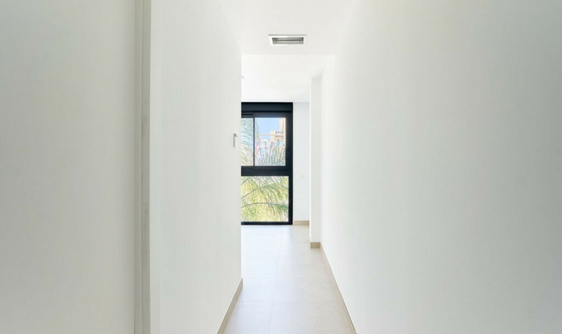 Resale - Apartment -
Estepona