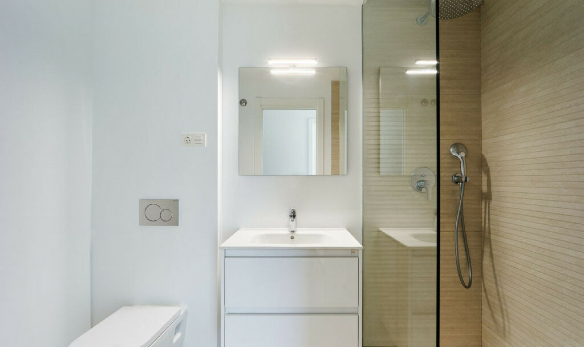 Resale - Apartment -
Estepona