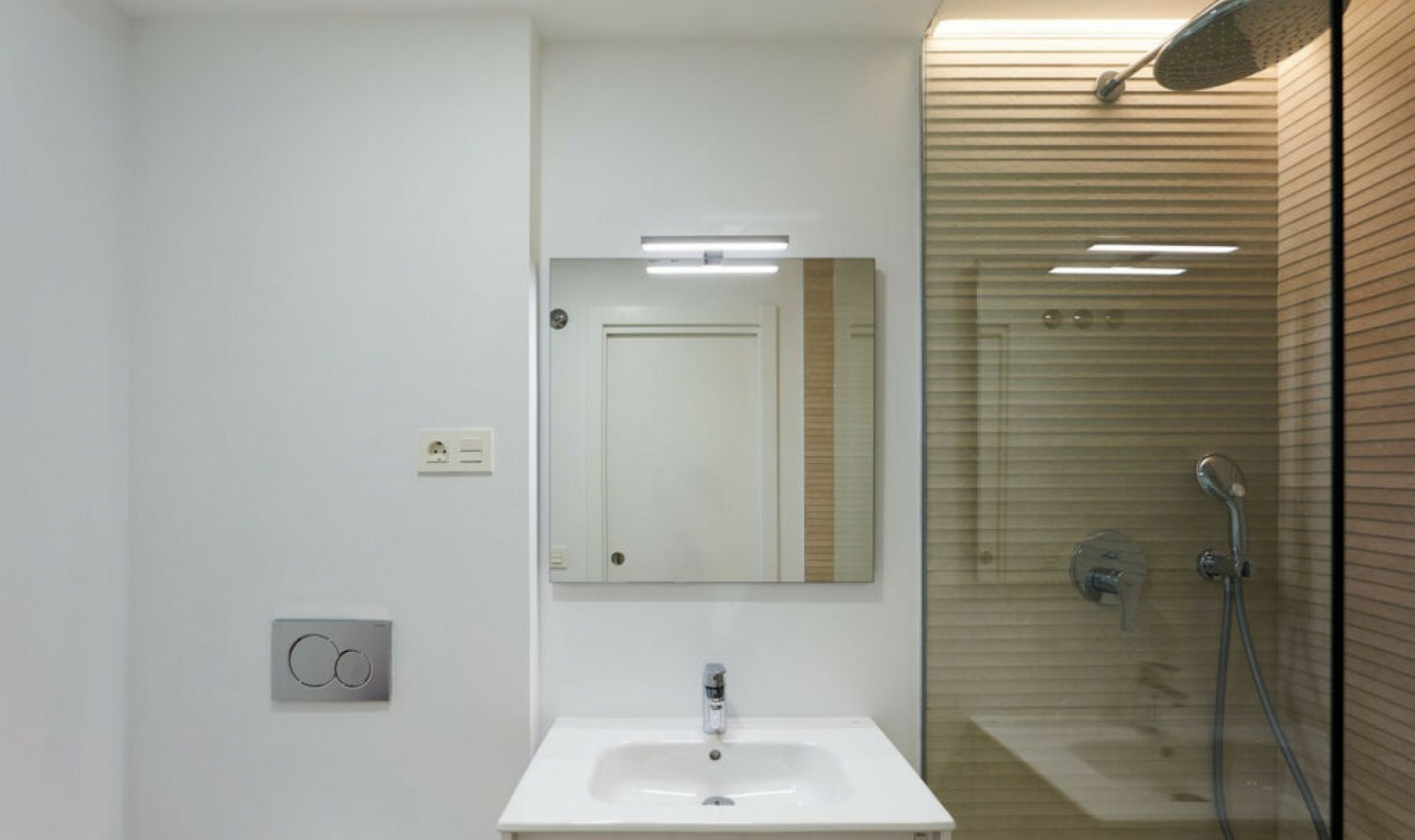 Resale - Apartment -
Estepona