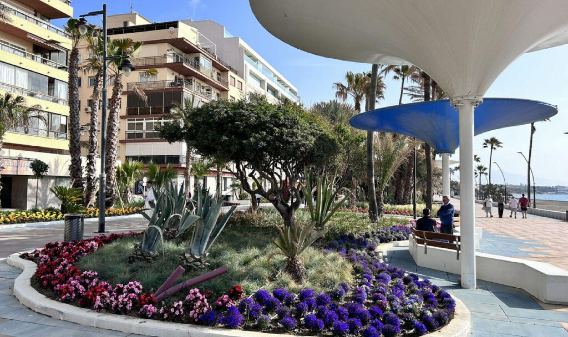 Resale - Apartment -
Estepona