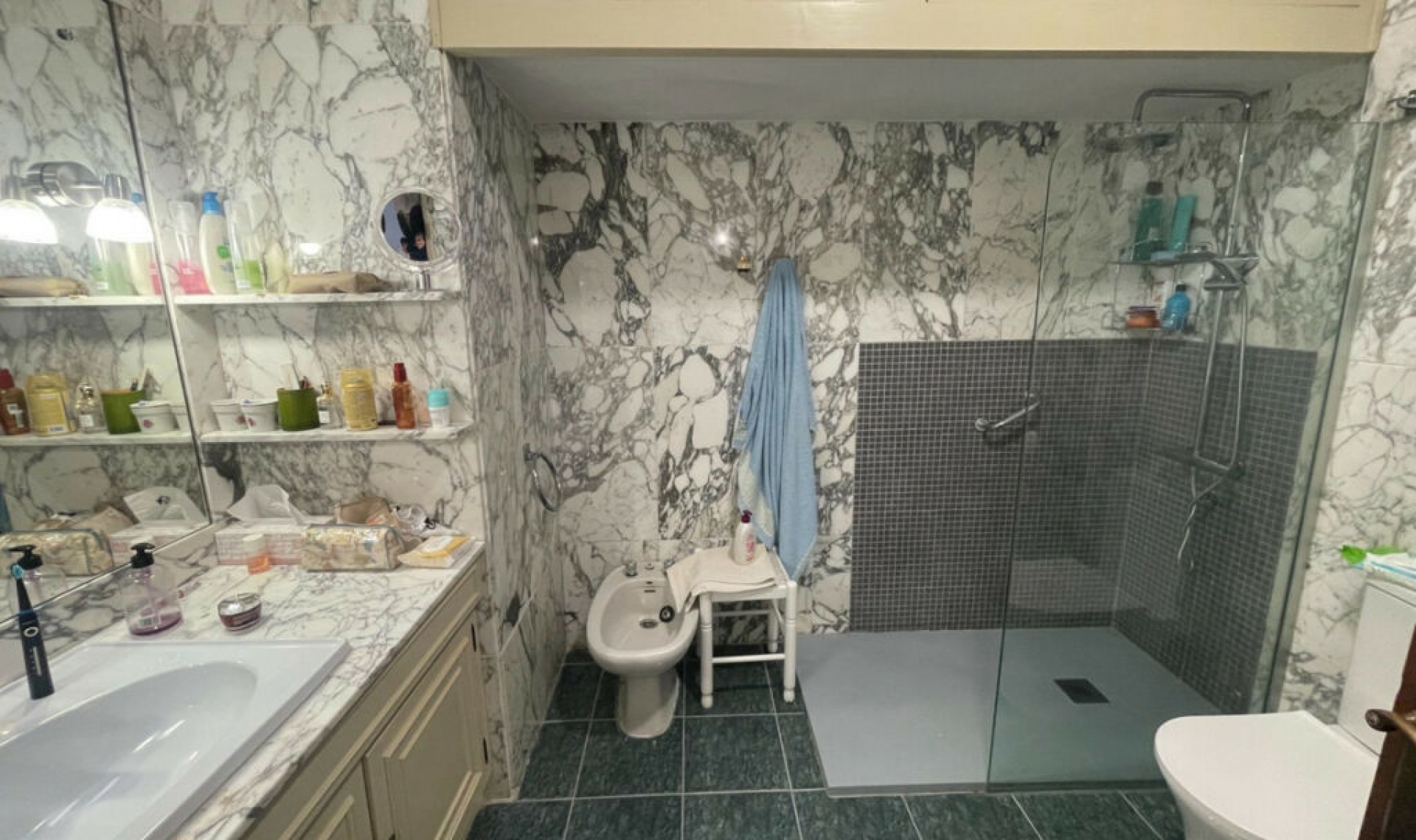 Resale - Apartment -
Estepona