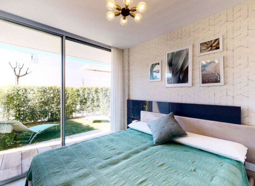 Resale - Apartment -
Estepona