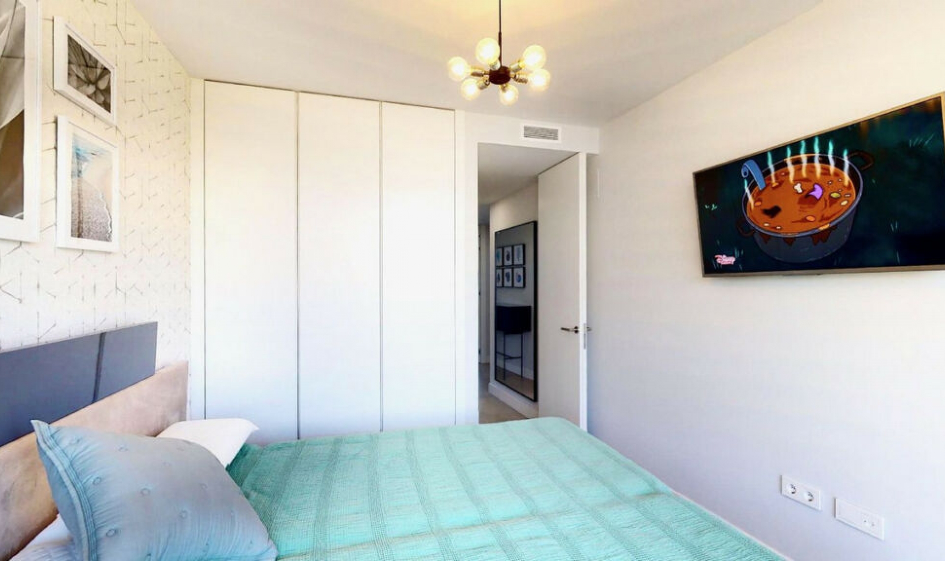 Resale - Apartment -
Estepona