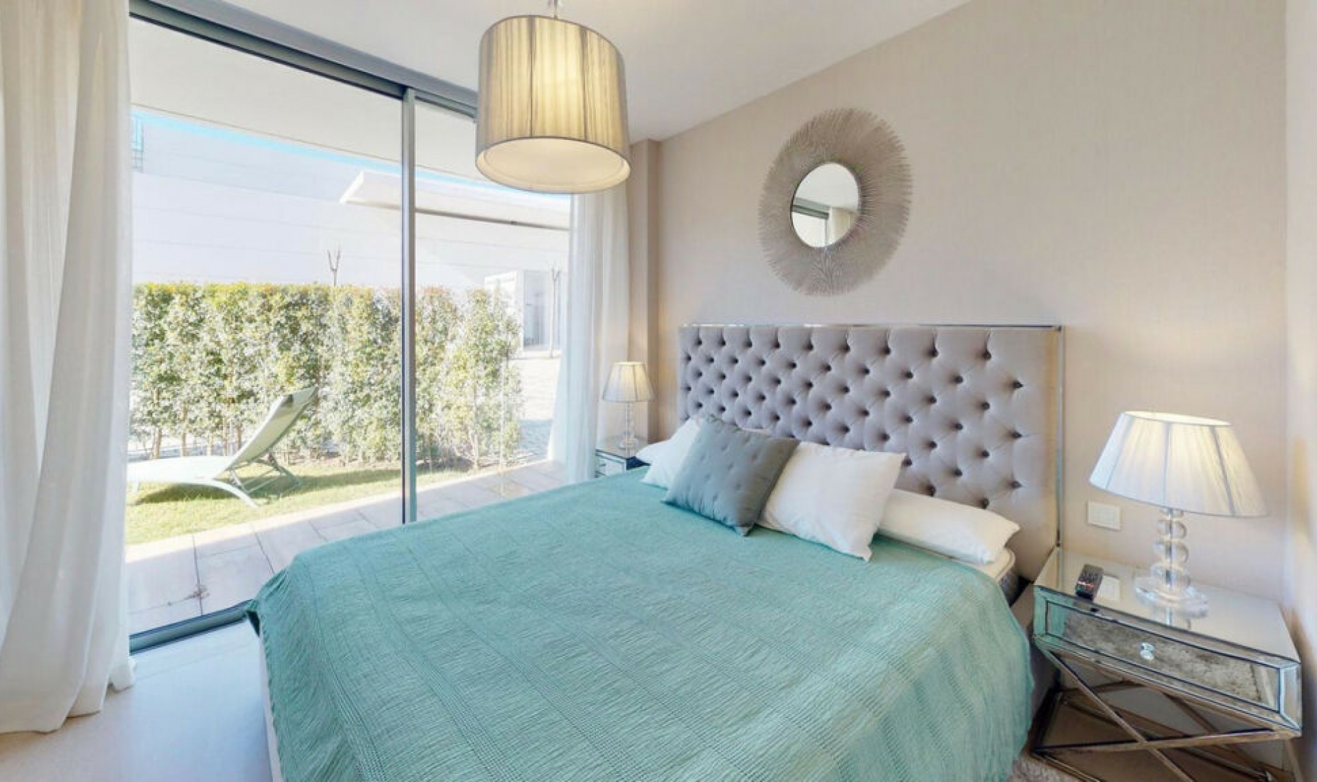 Resale - Apartment -
Estepona