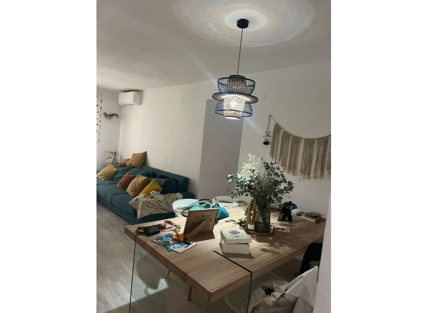 Resale - Apartment -
Estepona