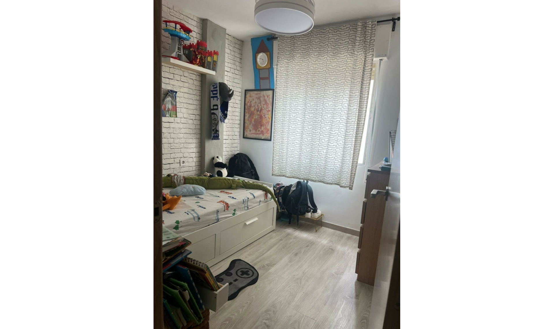 Resale - Apartment -
Estepona