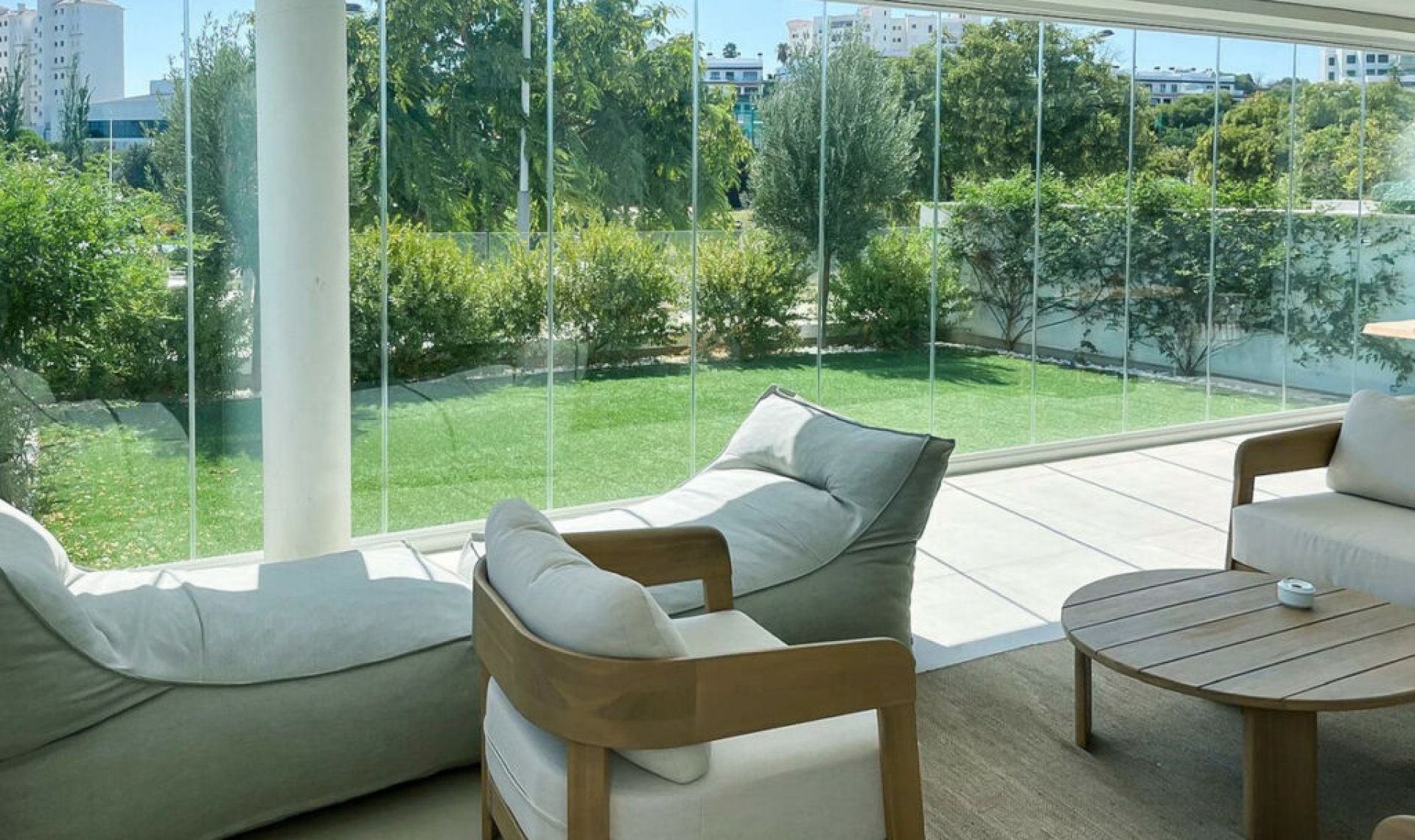 Resale - Apartment -
Estepona