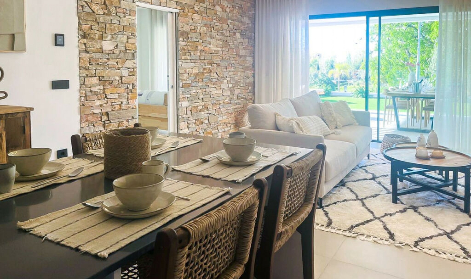 Resale - Apartment -
Estepona